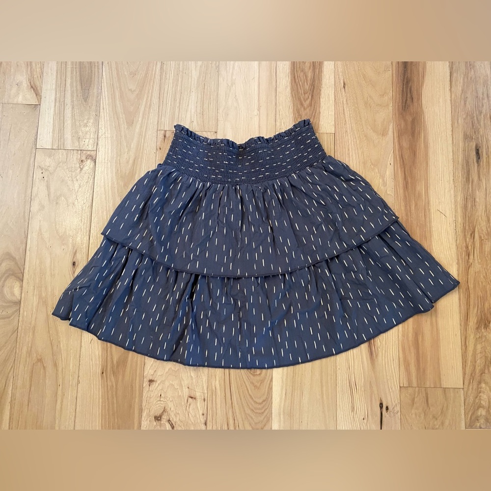 Universal Thread, 2-tiered skirt, size M